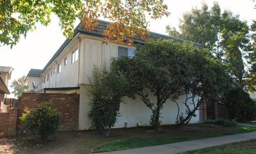 3312-3318 E Sierra Madre Ave in Fresno, CA - Building Photo - Building Photo