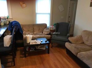 1293 Cambridge St, Unit 3L in Cambridge, MA - Building Photo - Building Photo