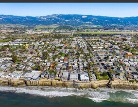 6789 Sabado Tarde Rd in Goleta, CA - Building Photo - Building Photo