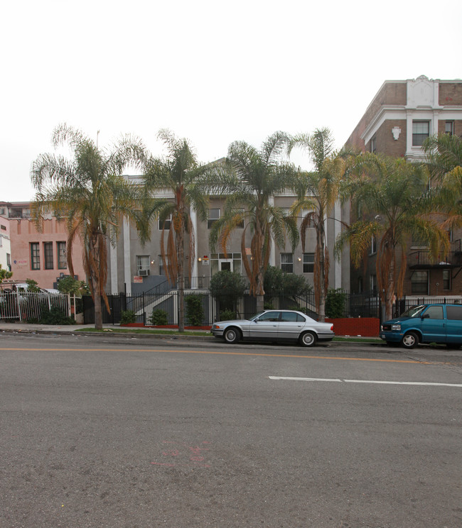 Empress Apartments in Los Angeles, CA - Foto de edificio - Building Photo