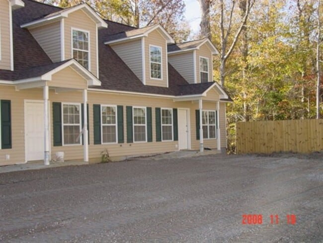 property at 118 Stadiem Dr