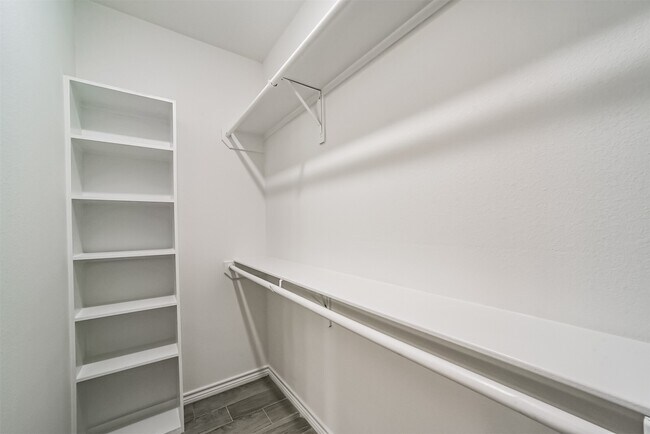 16613 E Lynbrook in Montgomery, TX - Building Photo - Building Photo