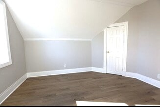 31 Florence St in New Britain, CT - Foto de edificio - Building Photo