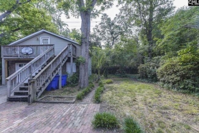 property at 616 Saluda Ave