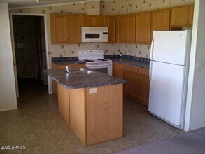26629 N 206th Ave in Wittmann, AZ - Building Photo - Building Photo