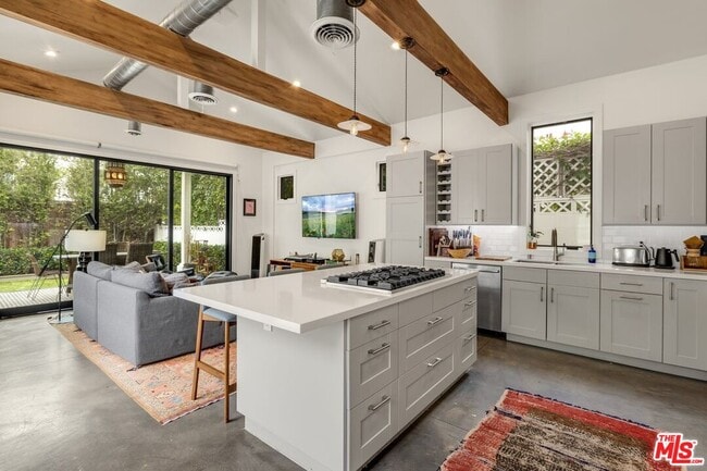 3611 Moore St in Los Angeles, CA - Building Photo - Building Photo