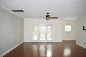 5747 Prospect Ave in Dallas, TX - Building Photo - Building Photo