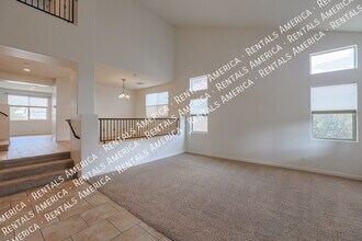 654 E Sipapu Dr in Gilbert, AZ - Building Photo - Building Photo