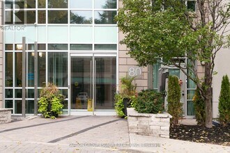 80 Absolute Ave in Mississauga, ON - Building Photo - Building Photo