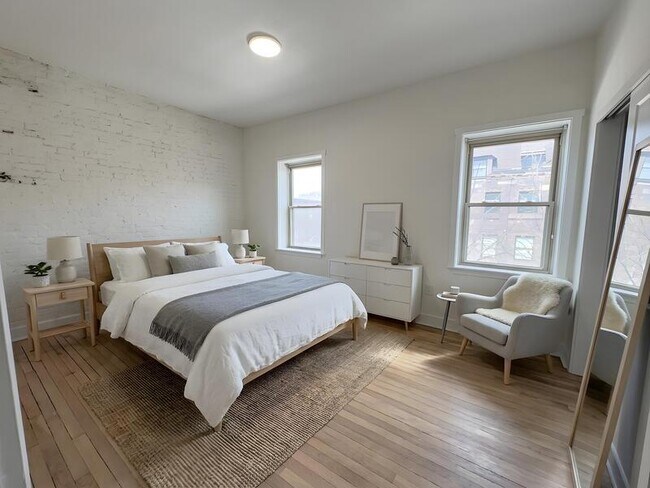 1936 Green St in Philadelphia, PA - Building Photo - Building Photo