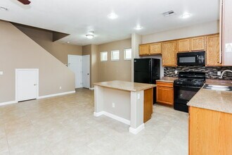 6440 N Butterfly Sky St in North Las Vegas, NV - Building Photo - Building Photo
