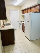 2160 Forest Knoll Dr NE in Palm Bay, FL - Building Photo