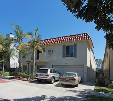 452 E Magnolia Blvd Apartamentos