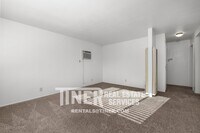 5911 Muldrow Rd photo'