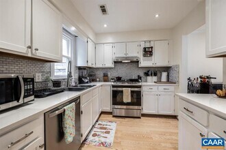430 Wynridge Dr in Charlottesville, VA - Building Photo - Building Photo