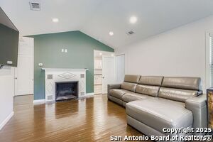 969 N Liberty Ave in New Braunfels, TX - Building Photo - Building Photo