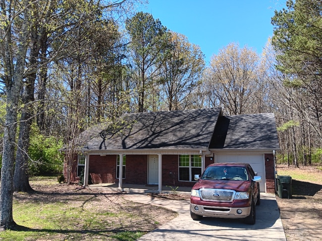 264 Welcome Home Village Rd in Toney, AL - Building Photo - Building Photo