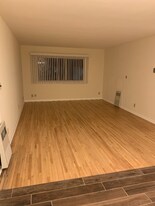 689 Snelling Ave S in St. Paul, MN - Building Photo