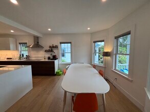 91 Brooks St in Boston, MA - Building Photo - Building Photo