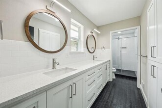 810 Wildgrove Dr in Garland, TX - Building Photo - Building Photo