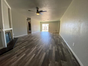 8213 Elkridge Ave in Lubbock, TX - Building Photo - Building Photo