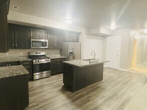 11528-14055 4055 W in South Jordan, UT - Building Photo - Building Photo