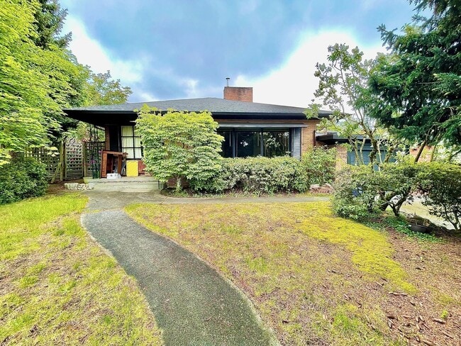 property at 11524 6th Ave NW