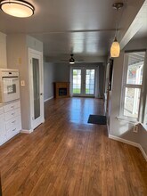 1000 Figueroa St, Unit A in Folsom, CA - Foto de edificio - Building Photo