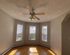 11 Beacon St, Unit #2 in Boston, MA - Foto de edificio - Building Photo