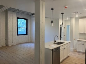 311 Main St in Utica, NY - Building Photo
