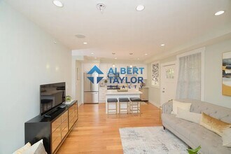 95 Robey St, Unit 1 in Boston, MA - Building Photo - Building Photo