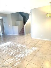 2301 Jasmine Garden Dr in Las Vegas, NV - Building Photo - Building Photo