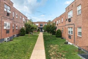 Longshore Apartments in Philadelphia, PA - Building Photo