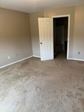 3804 Pinecrest Way in Lexington, KY - Building Photo - Building Photo