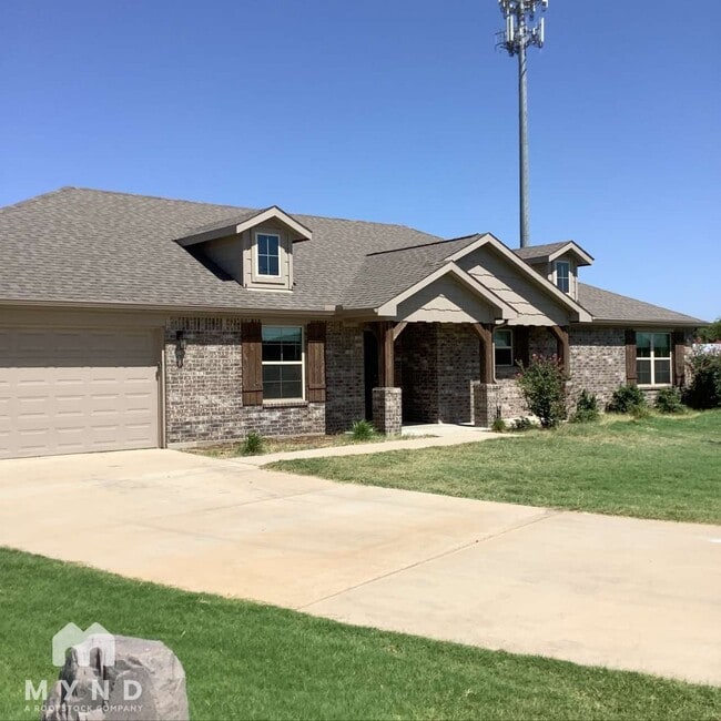 property at 3905 Chippewa Ct