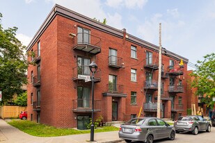 1820-1830 Dorion in Montréal, QC - Building Photo