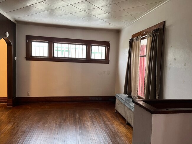 417 Elm St, Unit Apt 1 in Spooner, WI - Building Photo - Building Photo