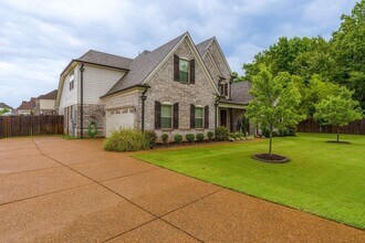 1217 Pilgrim Ridge Rd, Unit 2305 in Collierville, TN - Building Photo - Building Photo