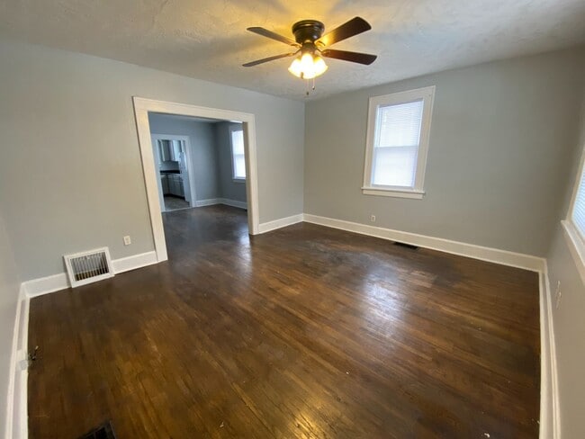 1020 E Delmar St in Springfield, MO - Building Photo - Building Photo