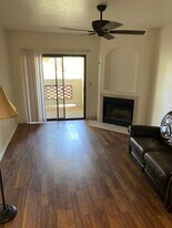8455 W Sahara Ave, Unit 187 in Las Vegas, NV - Building Photo