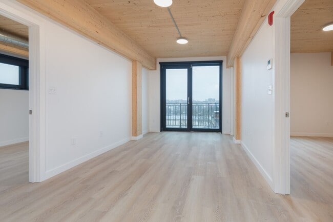 property at 19 E Lenox St