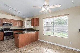 3839 W Misty Willow Ln in Glendale, AZ - Building Photo - Building Photo