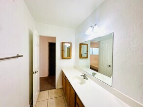 915 N Venice Ave in Tucson, AZ - Building Photo - Building Photo