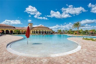 20322 Lagente Cir in Venice, FL - Building Photo - Building Photo