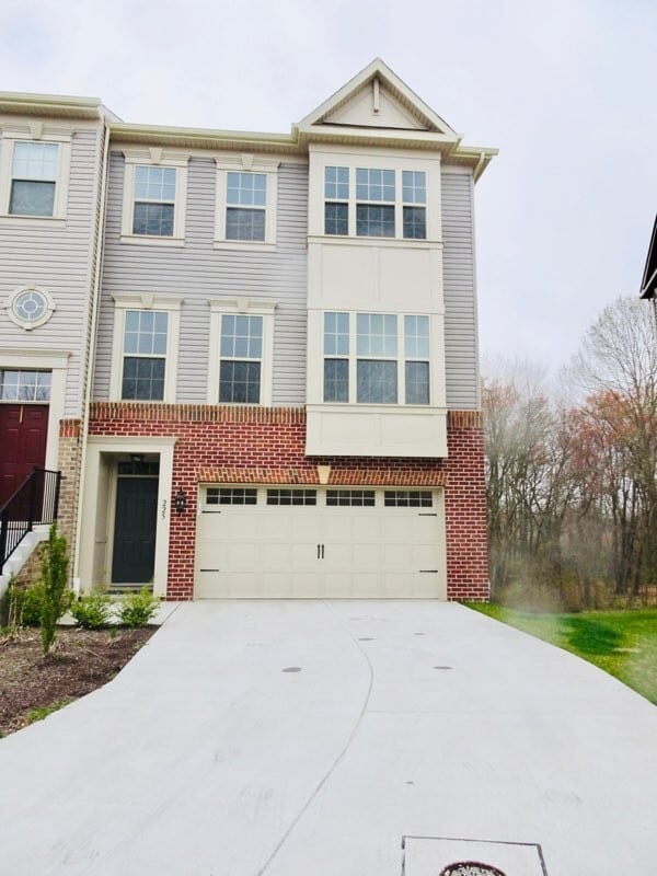 225 Mill Crossing Ct