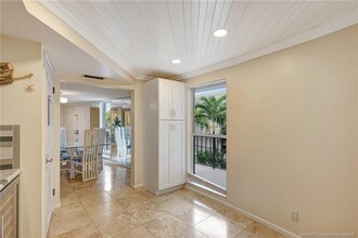 1357 NE Ocean Blvd in Stuart, FL - Foto de edificio - Building Photo