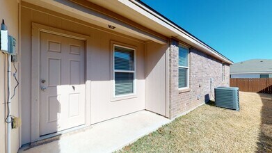 1705 Aztec Trce in Harker Heights, TX - Building Photo - Building Photo
