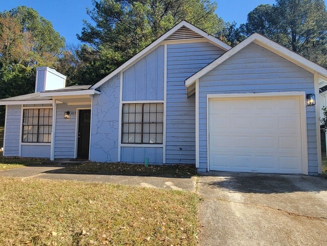 823 Durham Crossing in Stone Mountain, GA - Building Photo - Building Photo