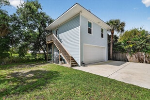 608 SE 5th St in Stuart, FL - Building Photo
