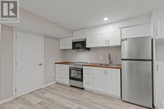 55 Kline Crescent in Pelham, ON - Building Photo - Building Photo